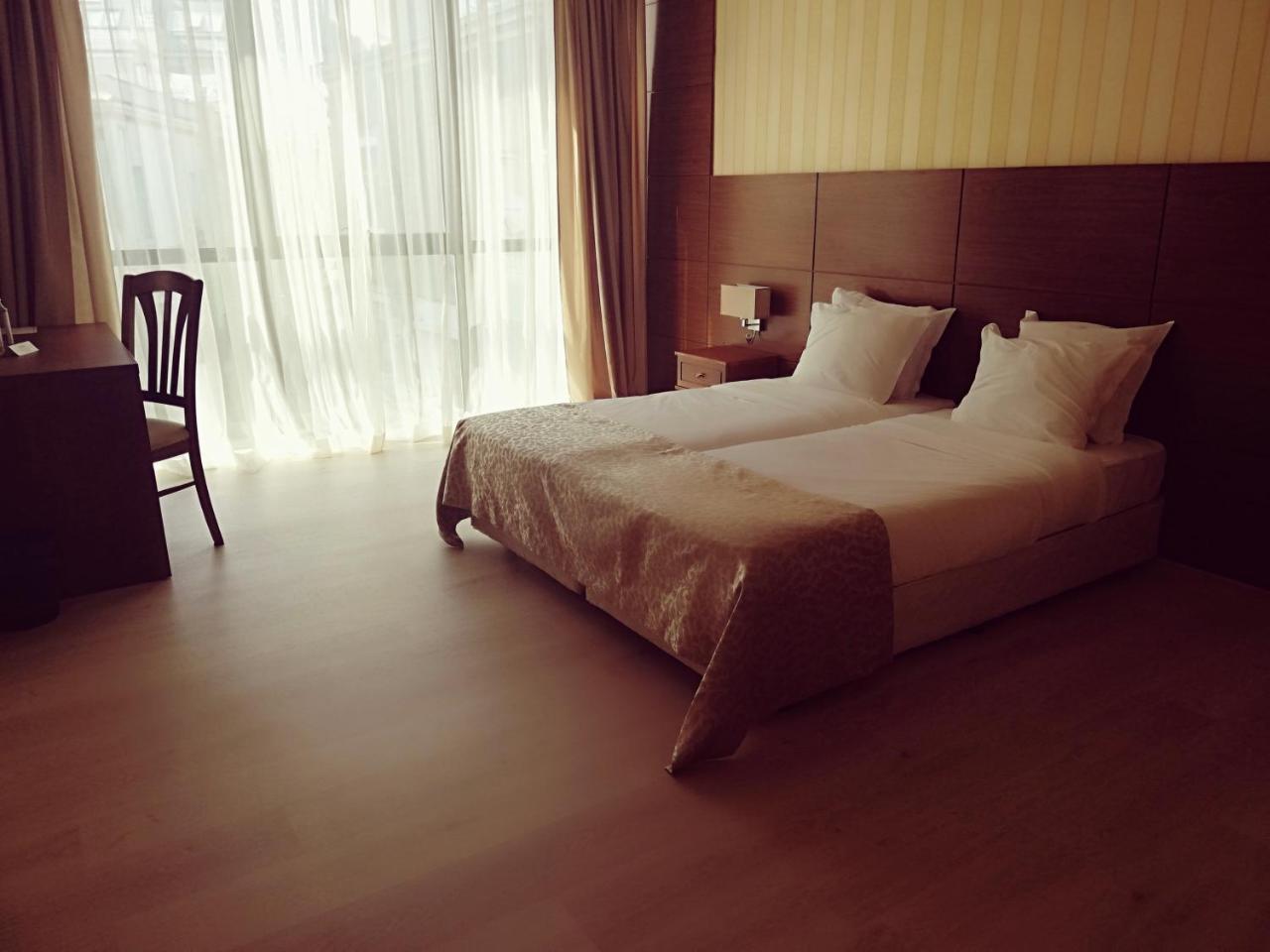 Hotel Plaza Burgas Extérieur photo